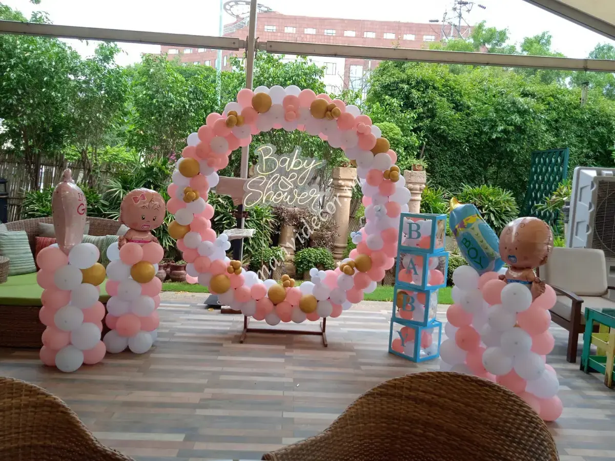 Baby Shower Balloon Ring Setup