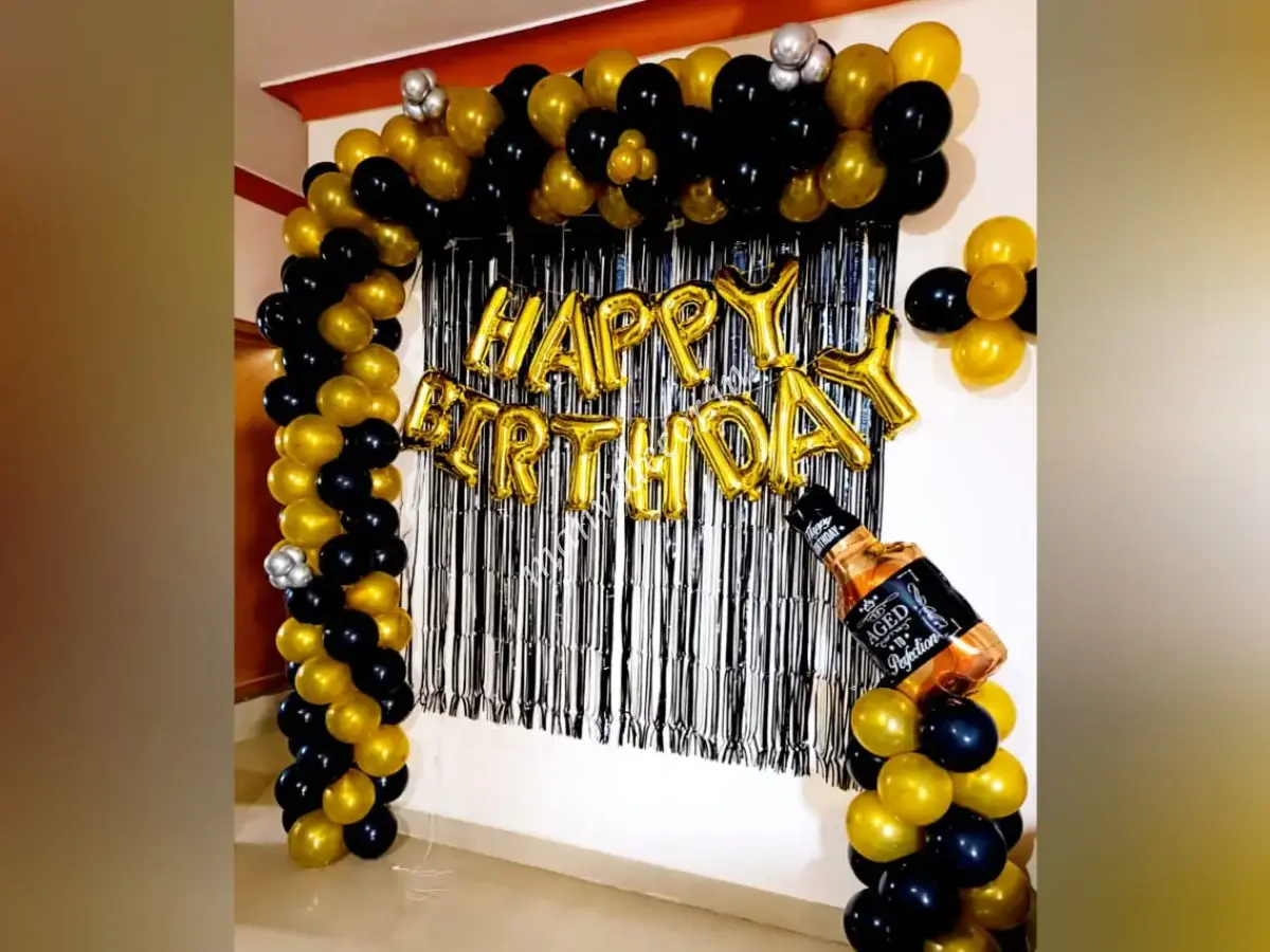 Black Golden Balloon Decoration