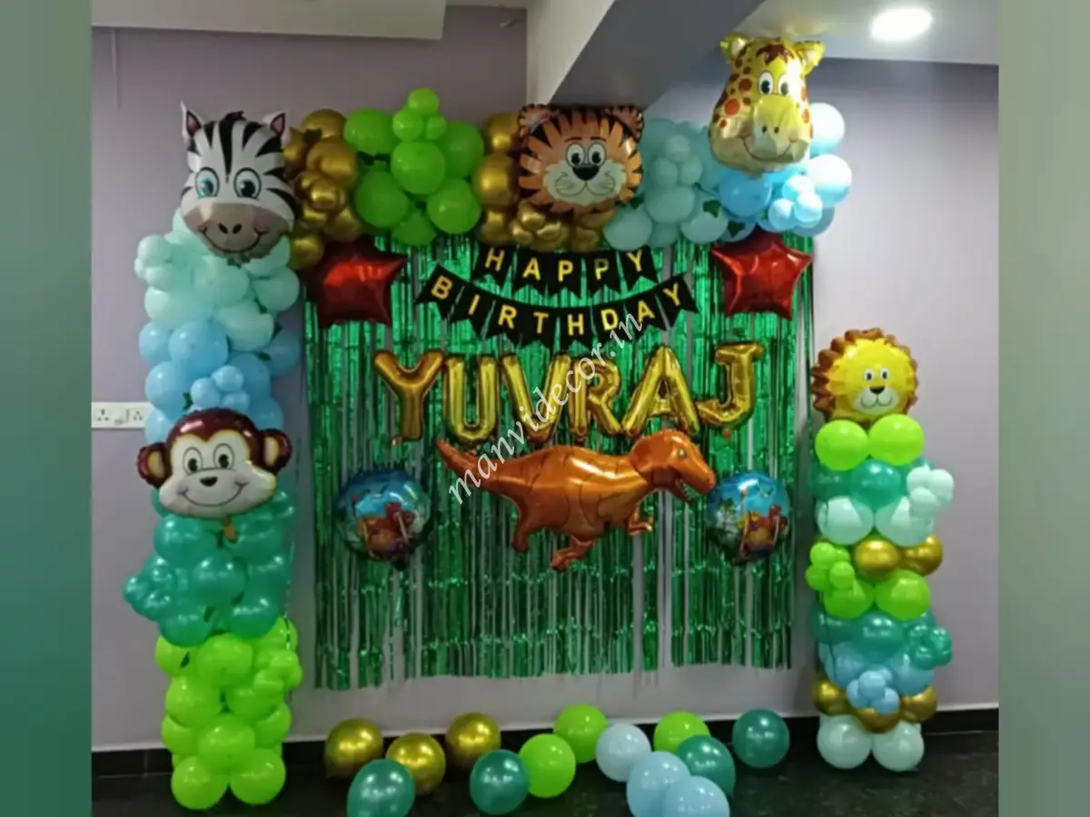 Animal Theme Decoration