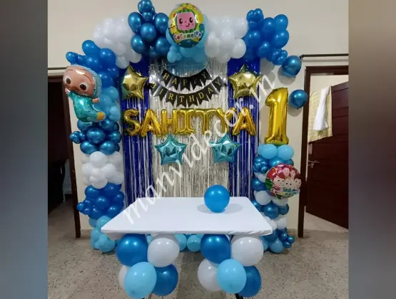 Cocomelon Surprise in Blue
