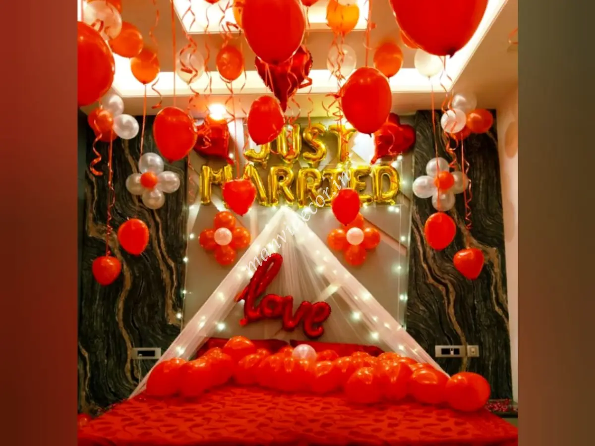 Newlywed Cabana Bliss Decor