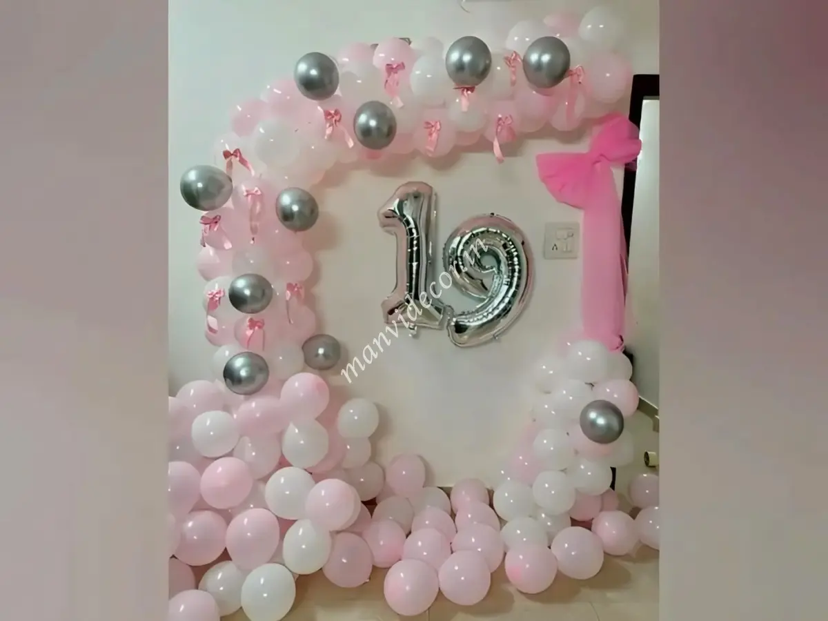 Pink bow theme decoration for girls