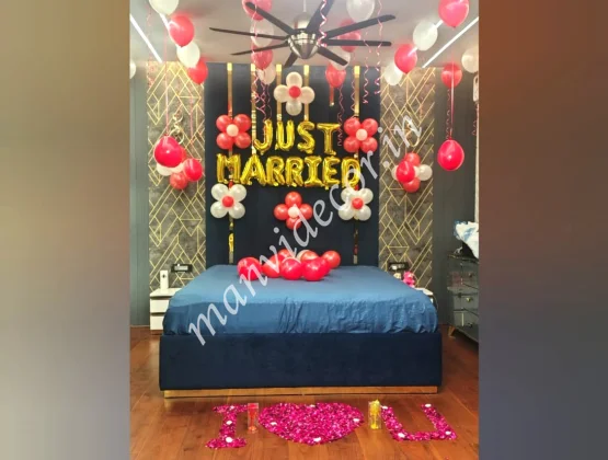 Just Married Love Decoration