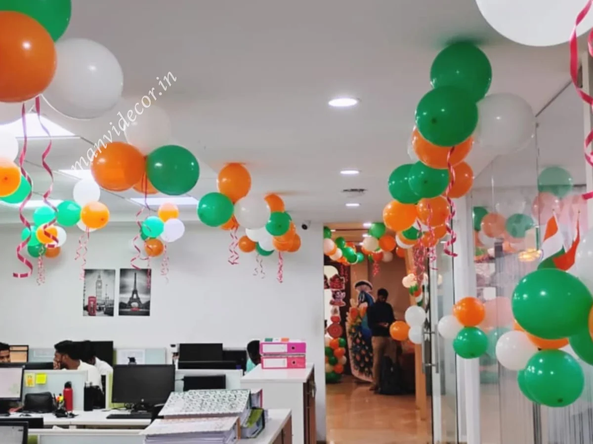  Independence Day Decor for shops