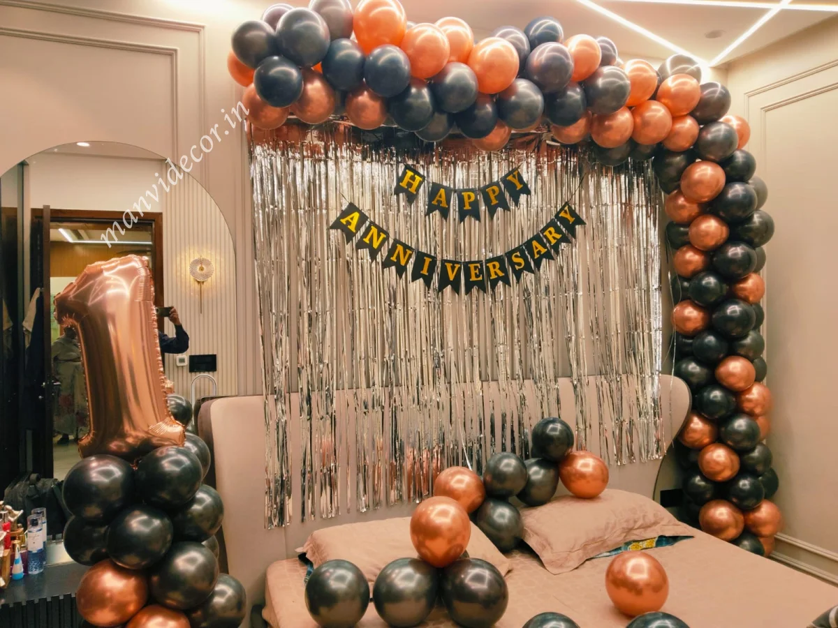 Silver Dream Anniversary Decor