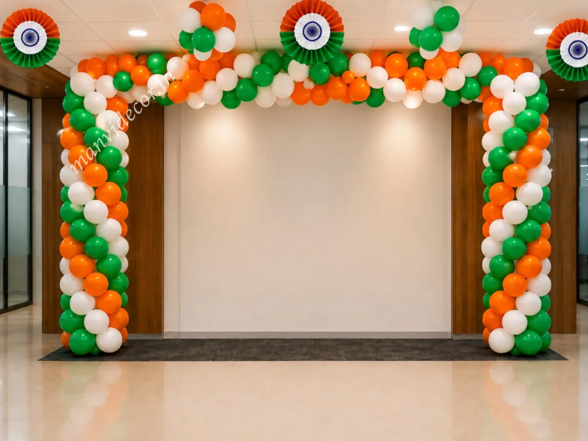 Tri Color Garland Decor